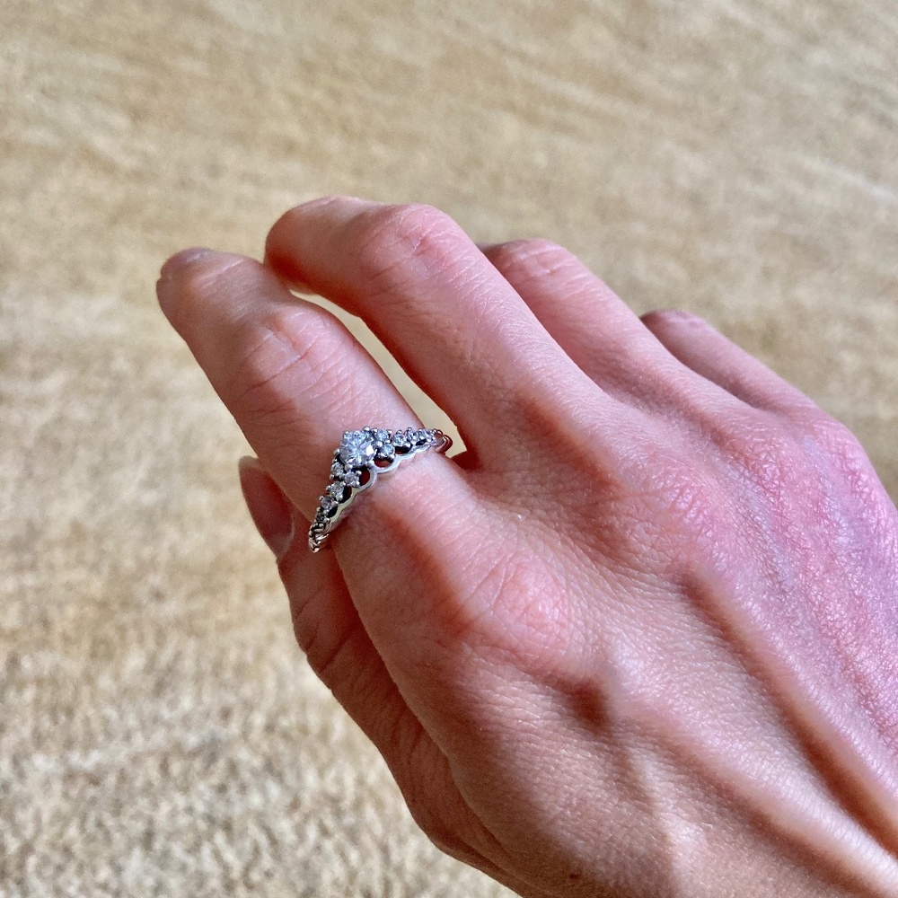 Brand new Pandora Wedding/Engagement Tiara Ring size 52 / 6